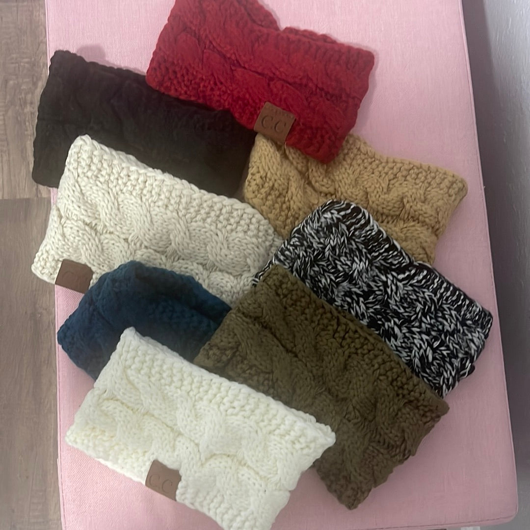 Crotchet knitted headwrap